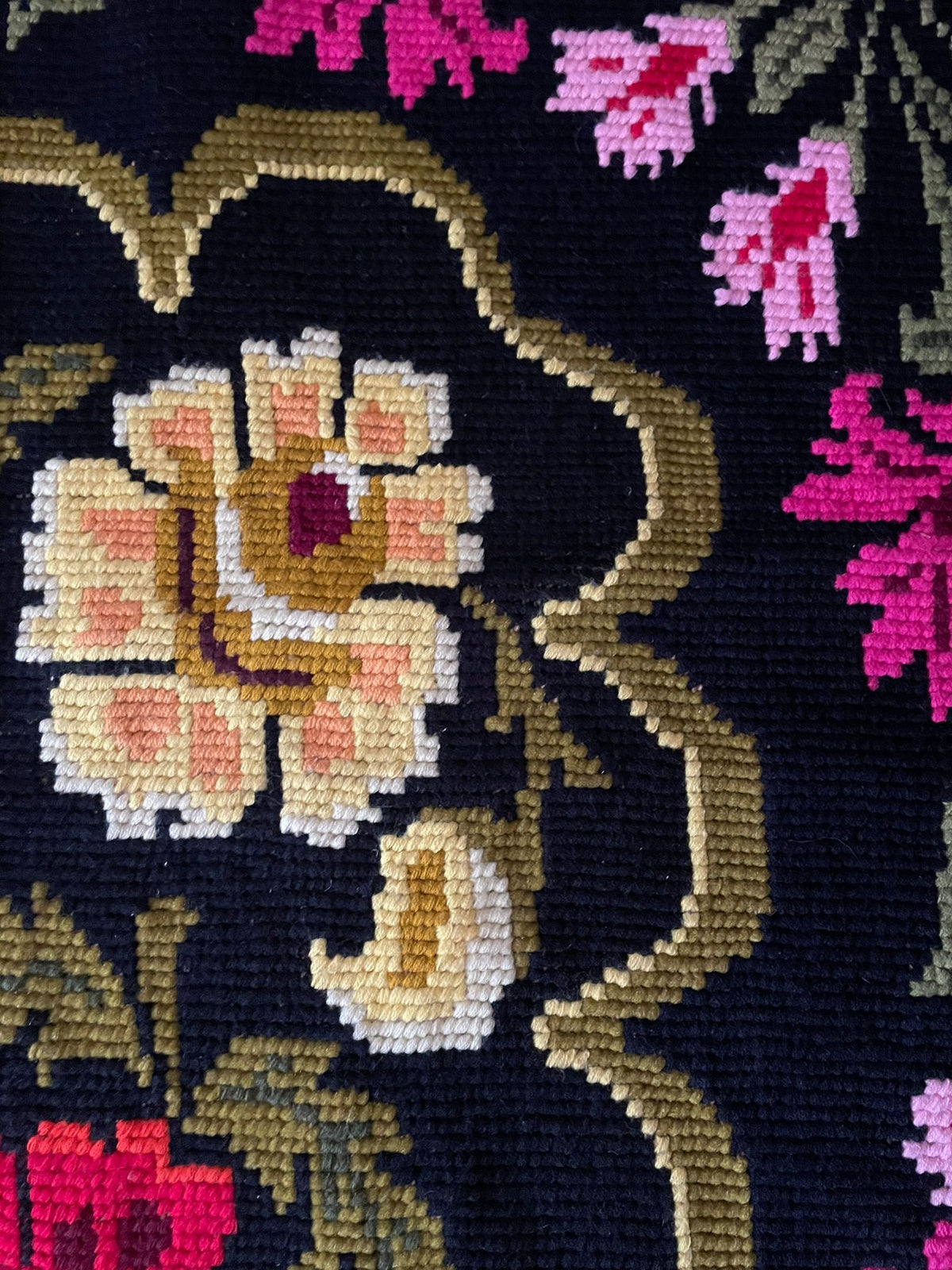 Handwoven Floral Banat Hemp Rug, 190x148 cm, view 9