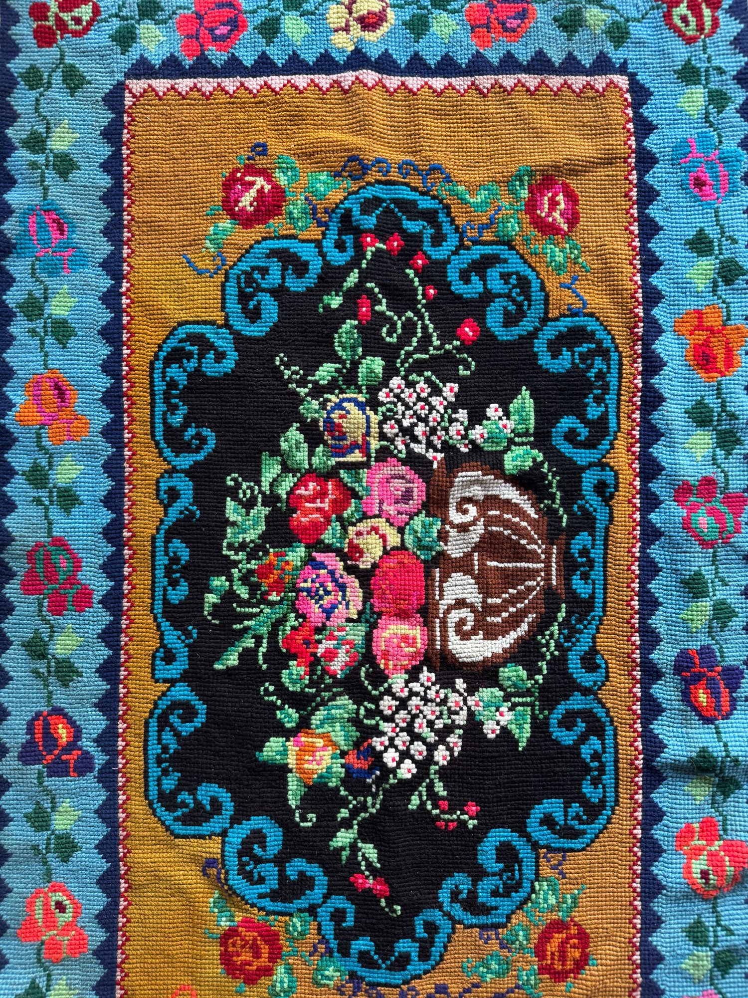Cross-Stitch Wall Hanging, Flower Baskets, 275x95 cm, view 4