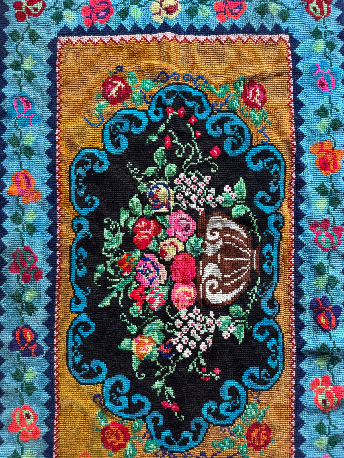 Cross-Stitch Wall Hanging, Flower Baskets, 275x95 cm, view 4