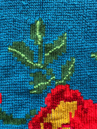 Cross-Stitch Wall Tapestry with Roses, Blue, 250x135 cm, view 3