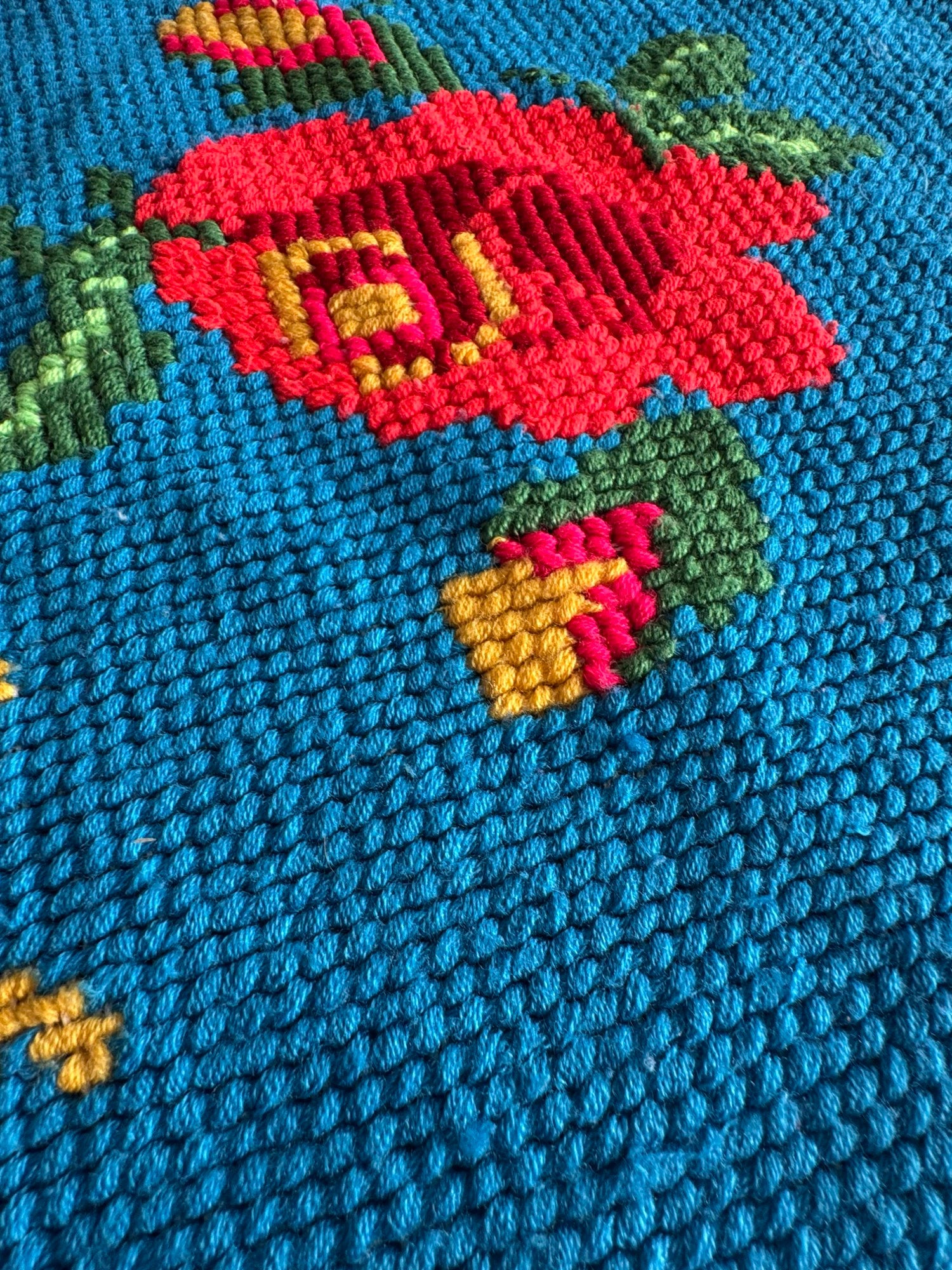 Cross-Stitch Wall Tapestry with Roses, Blue, 250x135 cm, view 7