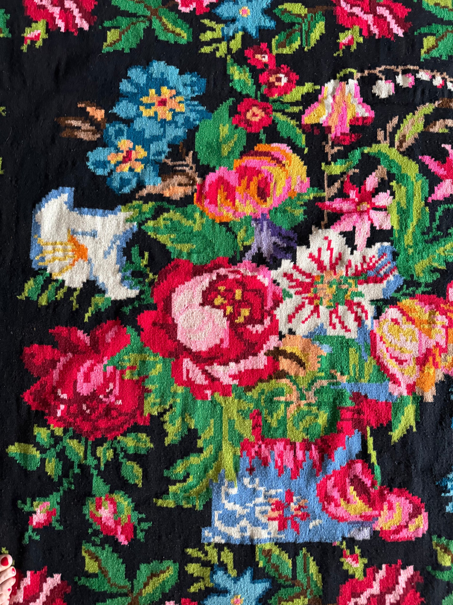Old Black Floral Romanian Wool Rug, 380x190 cm, view 2