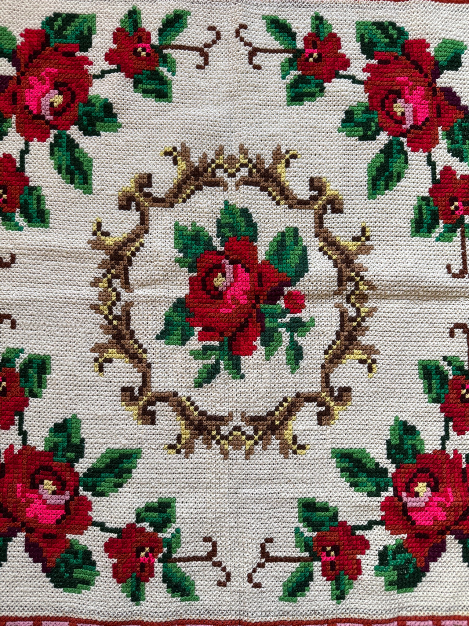 Cross-Stitch Rose Tablecloth, Romanian Folk, 89x84 cm, view 4