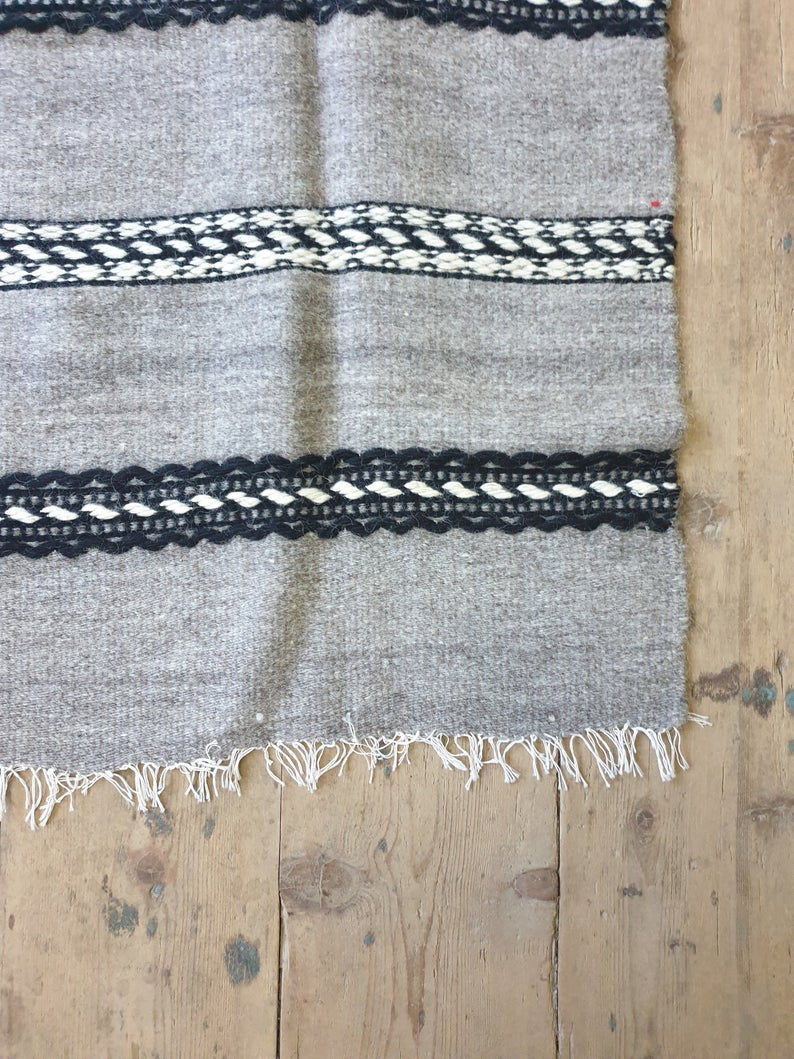 Vintage Gray Geometric Romanian Wool Rug, 228x154 cm, view 7