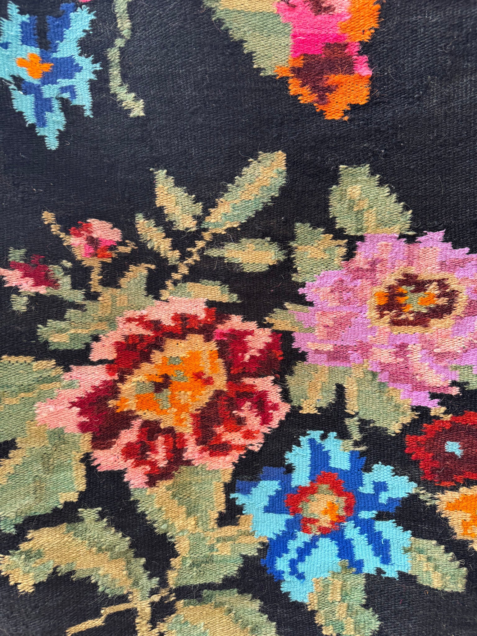 Vintage Black Floral Maramureș Wool Rug, 186x130 cm, view 5