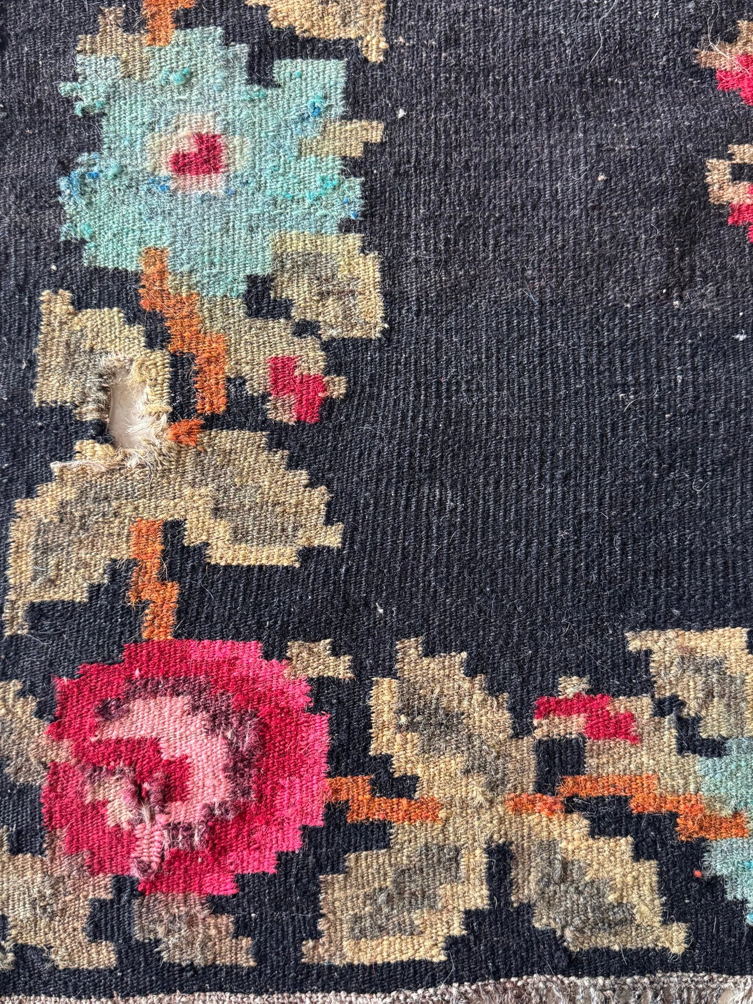 Old Floral Bessarabian Wool Rug, 290x180 cm, view 14