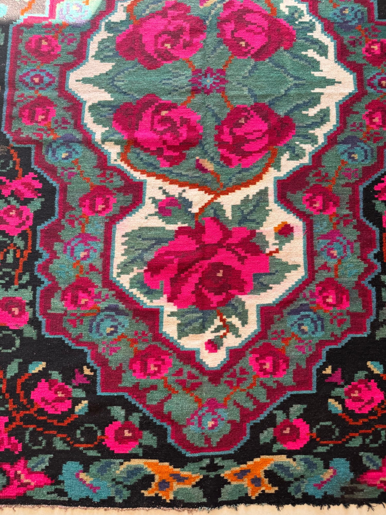 Old Floral Bessarabian Wool Rug, 300x200 cm, view 7