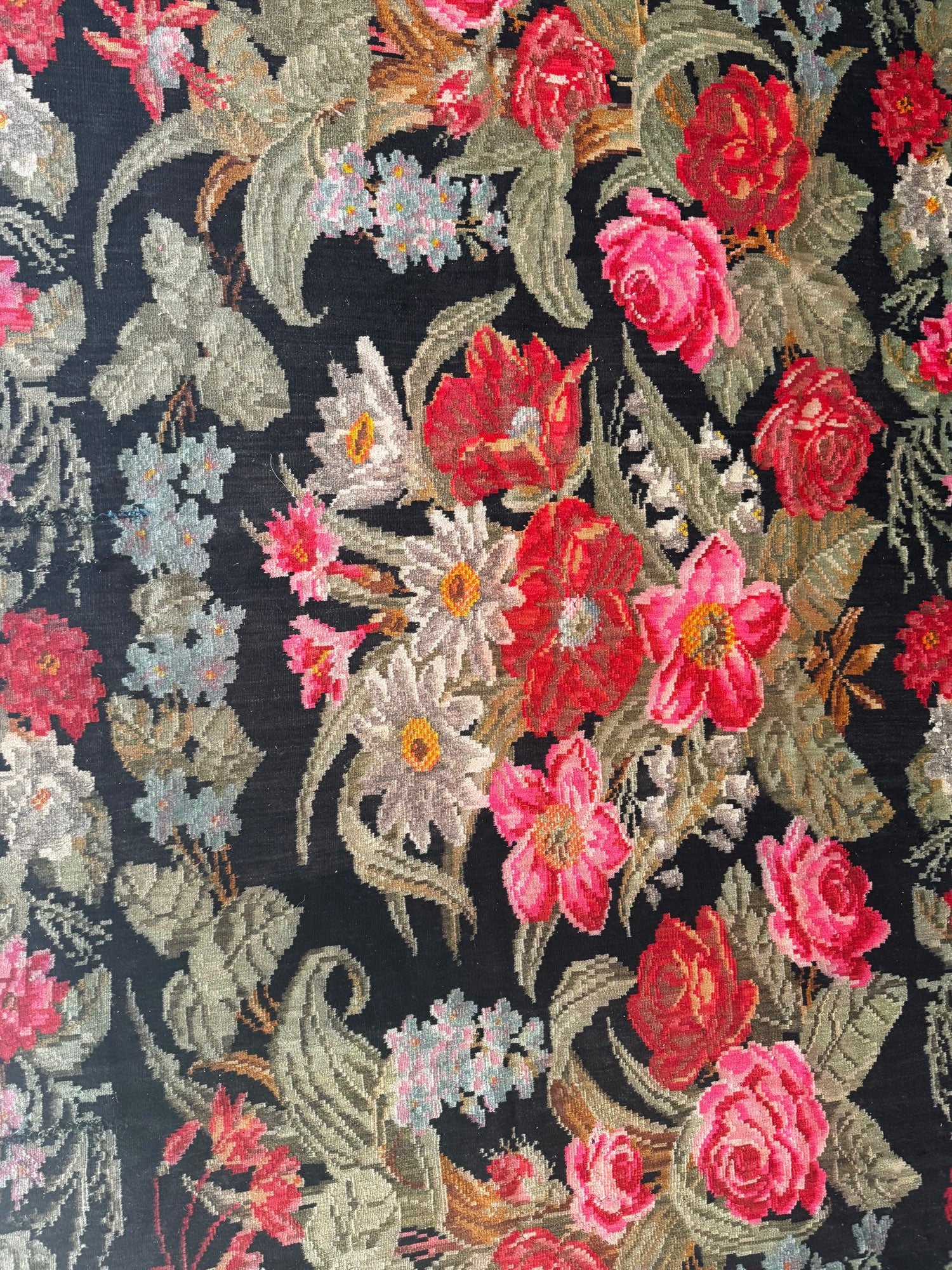 Old Floral Bessarabian Wool Rug, 400x225 cm, view 6