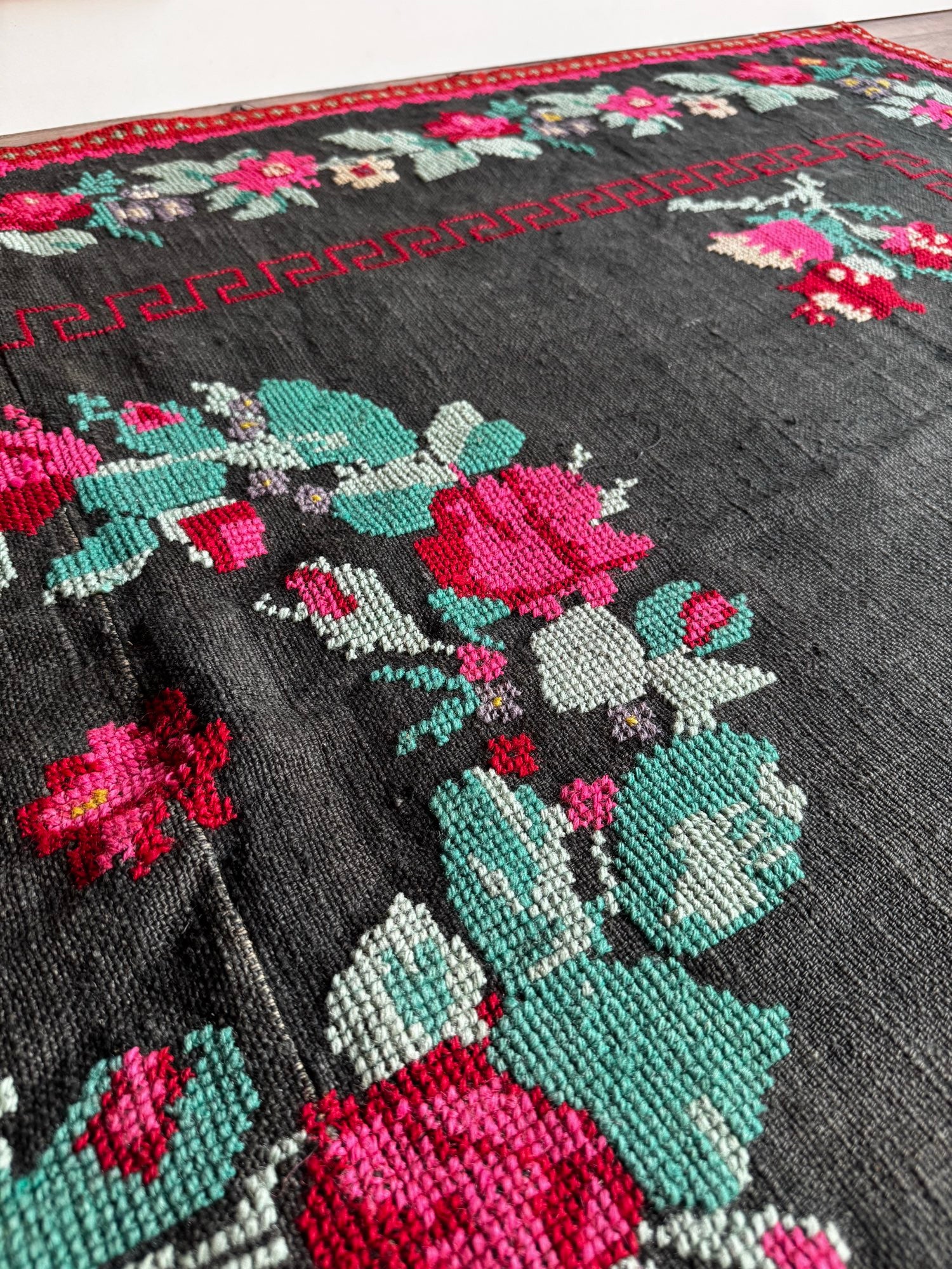 Old Gray Floral Romanian Wool Rug, 205x125 cm, view 11