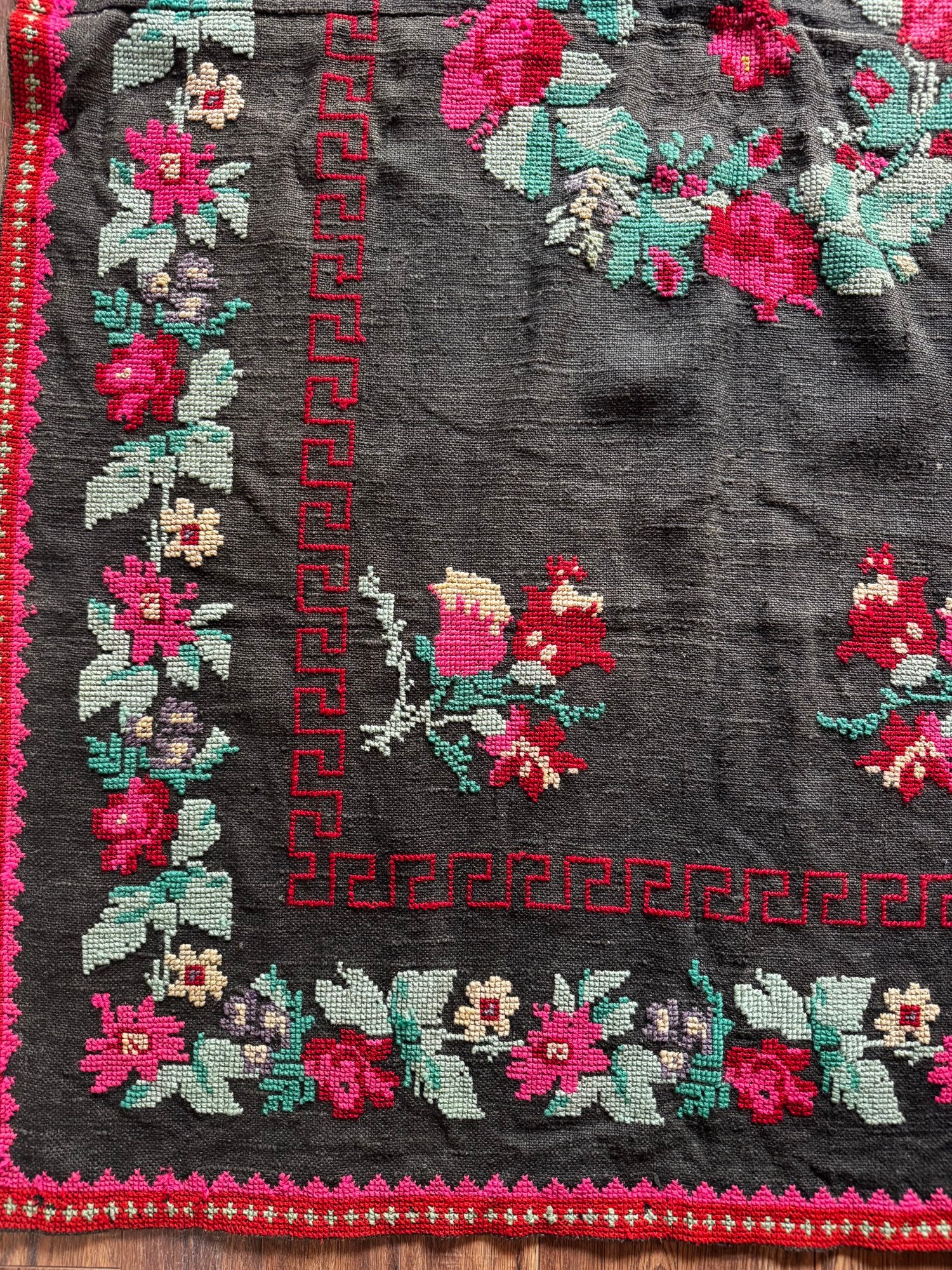 Old Gray Floral Romanian Wool Rug, 205x125 cm, view 12