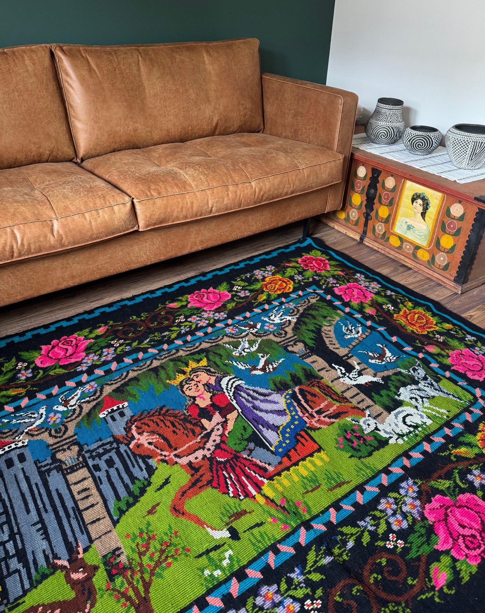 Handwoven Oltenian Wool Rug with Wedding Scene, 218x157 cm, view 12