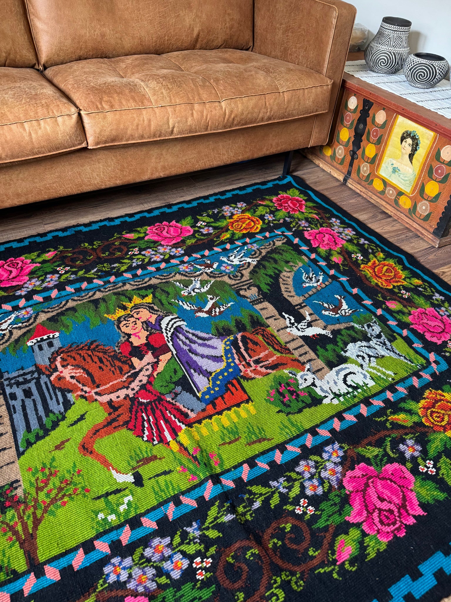 Handwoven Oltenian Wool Rug with Wedding Scene, 218x157 cm, view 13