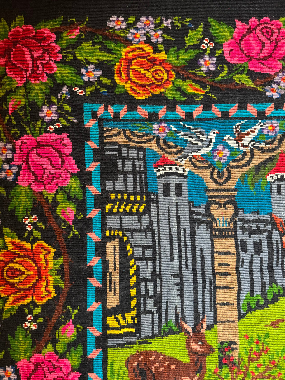Handwoven Oltenian Wool Rug with Wedding Scene, 218x157 cm, view 8