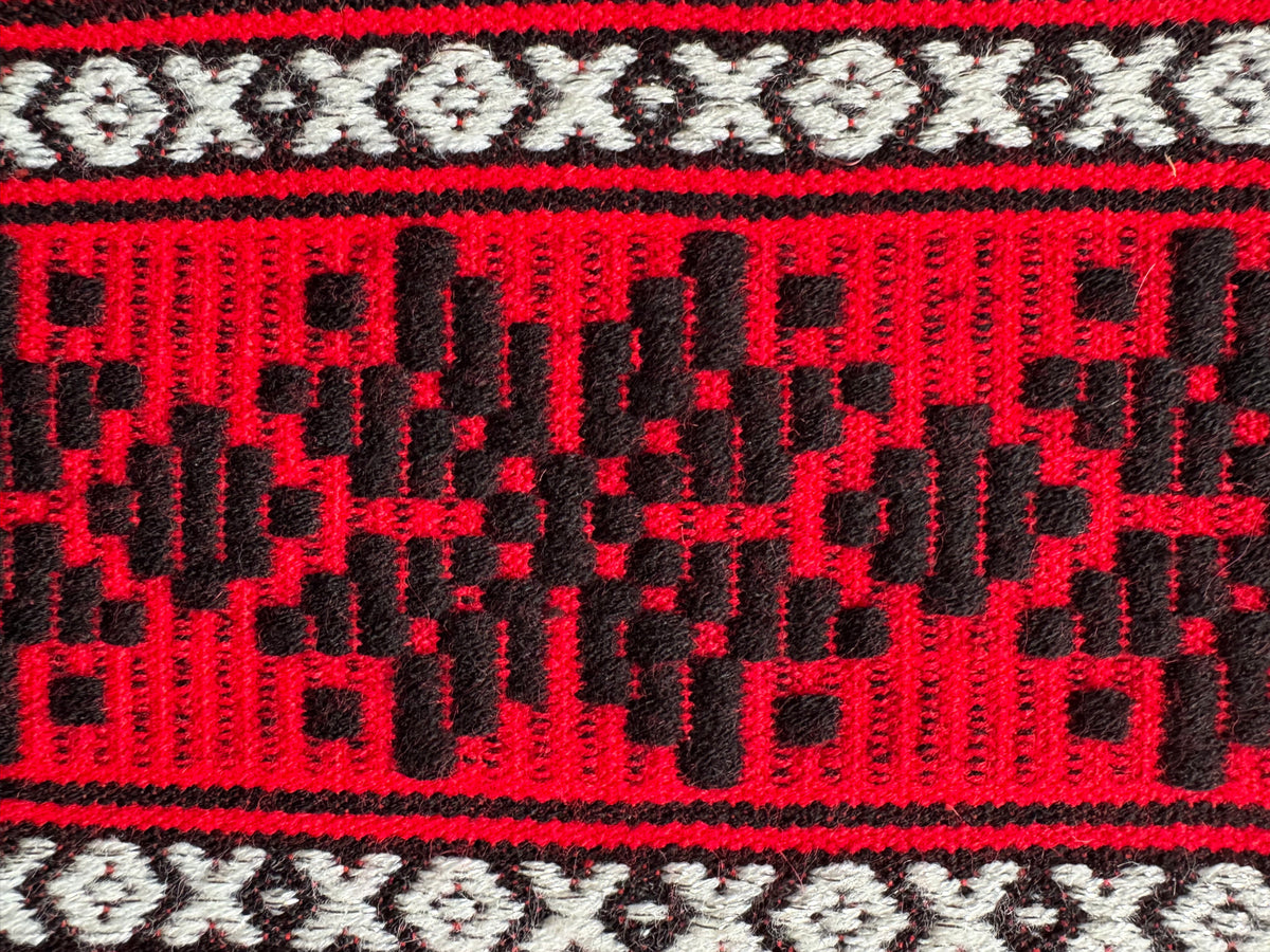 Red Romanian Pattern Table Runner, 137x40 cm, view 2