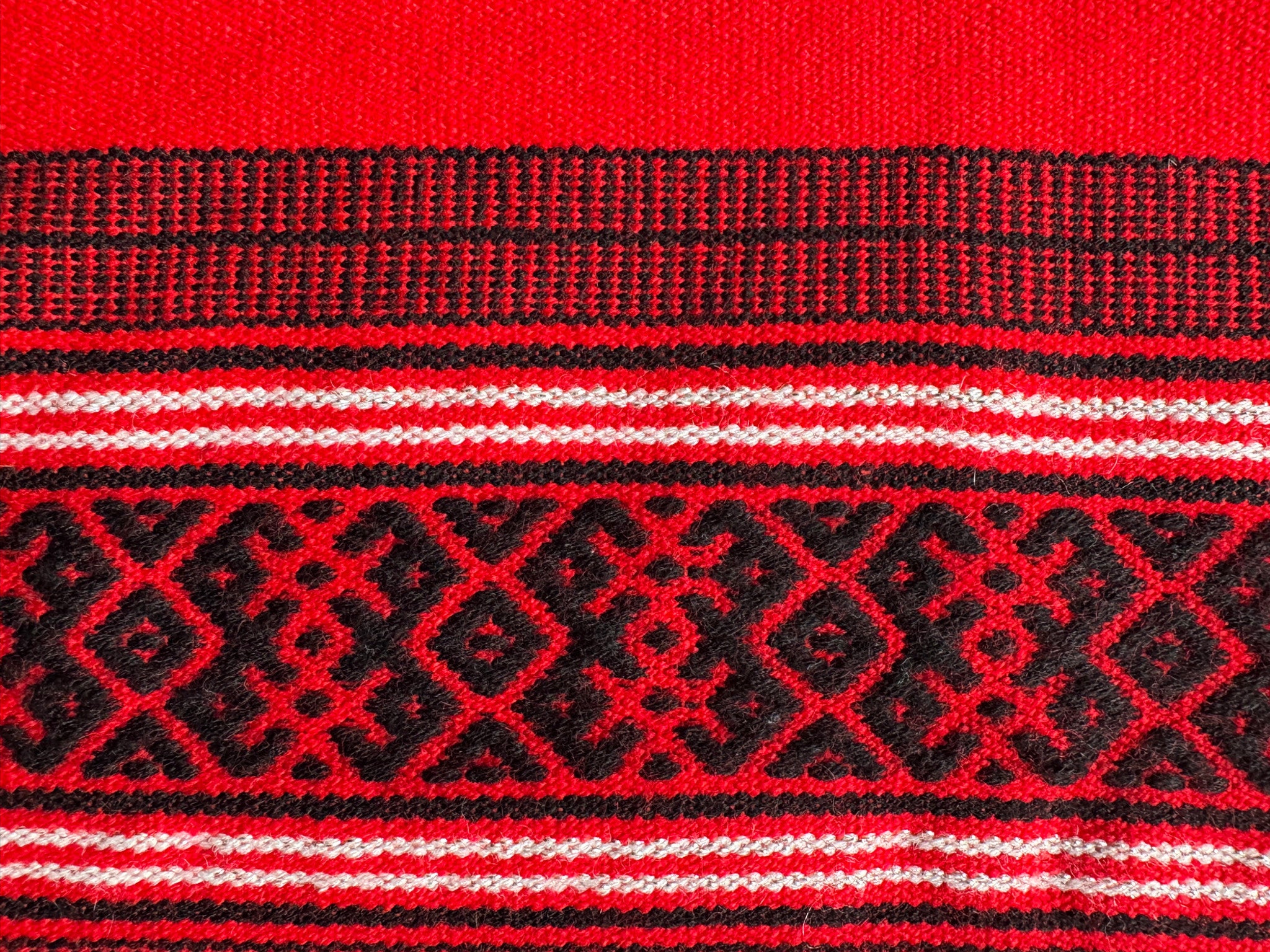 Red Romanian Pattern Table Runner, 137x40 cm, view 3