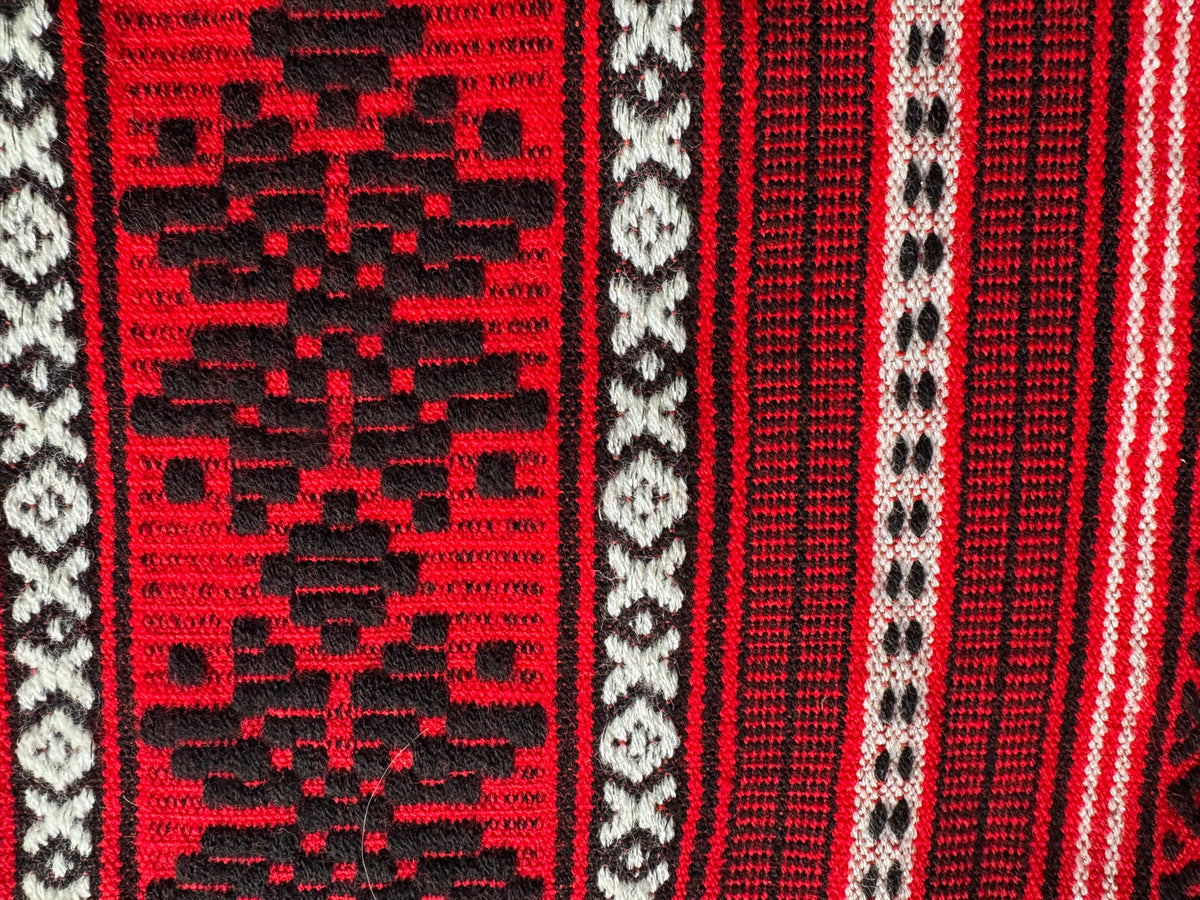 Red Romanian Pattern Table Runner, 137x40 cm, view 5