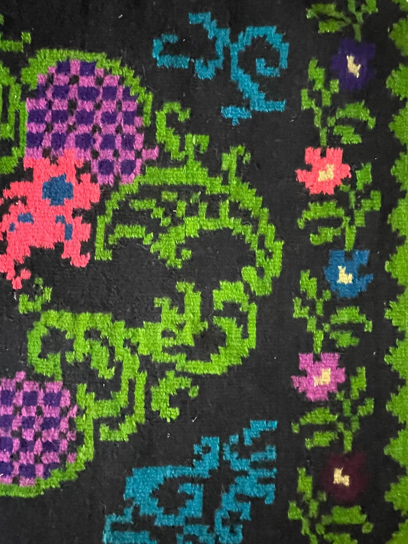 Vintage Black Floral Romanian Wool Rug, 270x175 cm, view 8