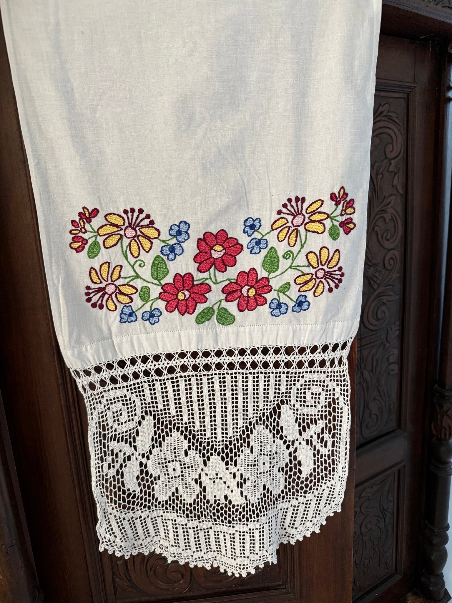 Romanian Folk Towel, Cross-Stitch and Lace, 160x40 cm, view 3