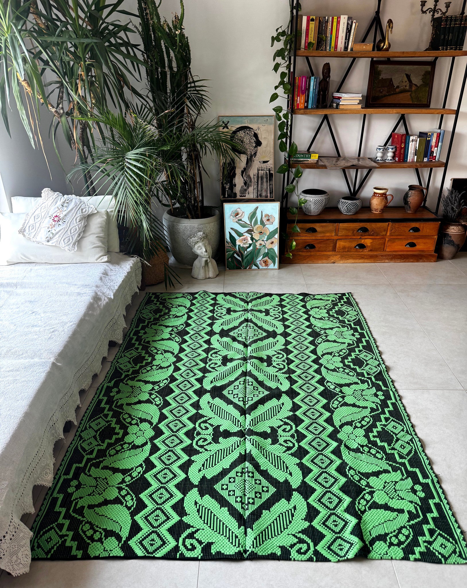 Handwoven Green & Black Floral Romanian Rug, 185x140 cm, view 2