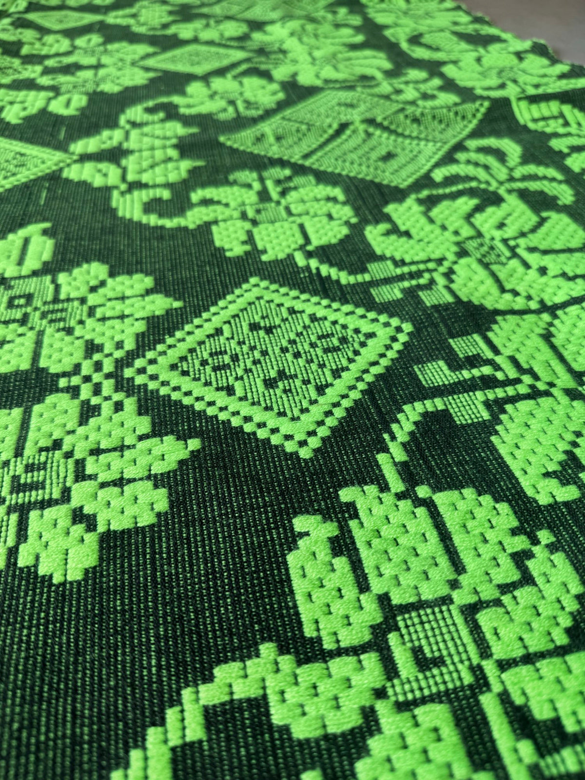 Handwoven Neon Green Floral Romanian Rug, 205x130 cm, view 12