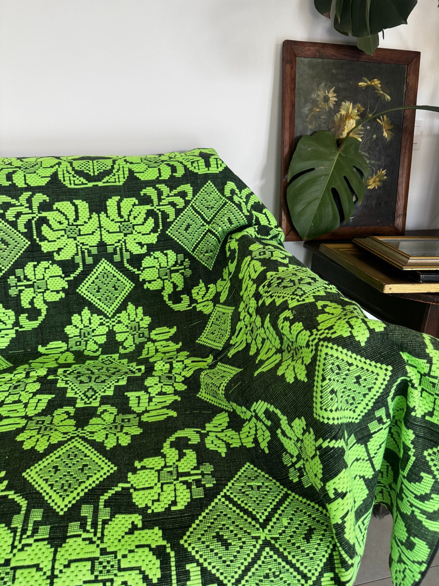 Handwoven Neon Green Floral Romanian Rug, 205x130 cm, view 2