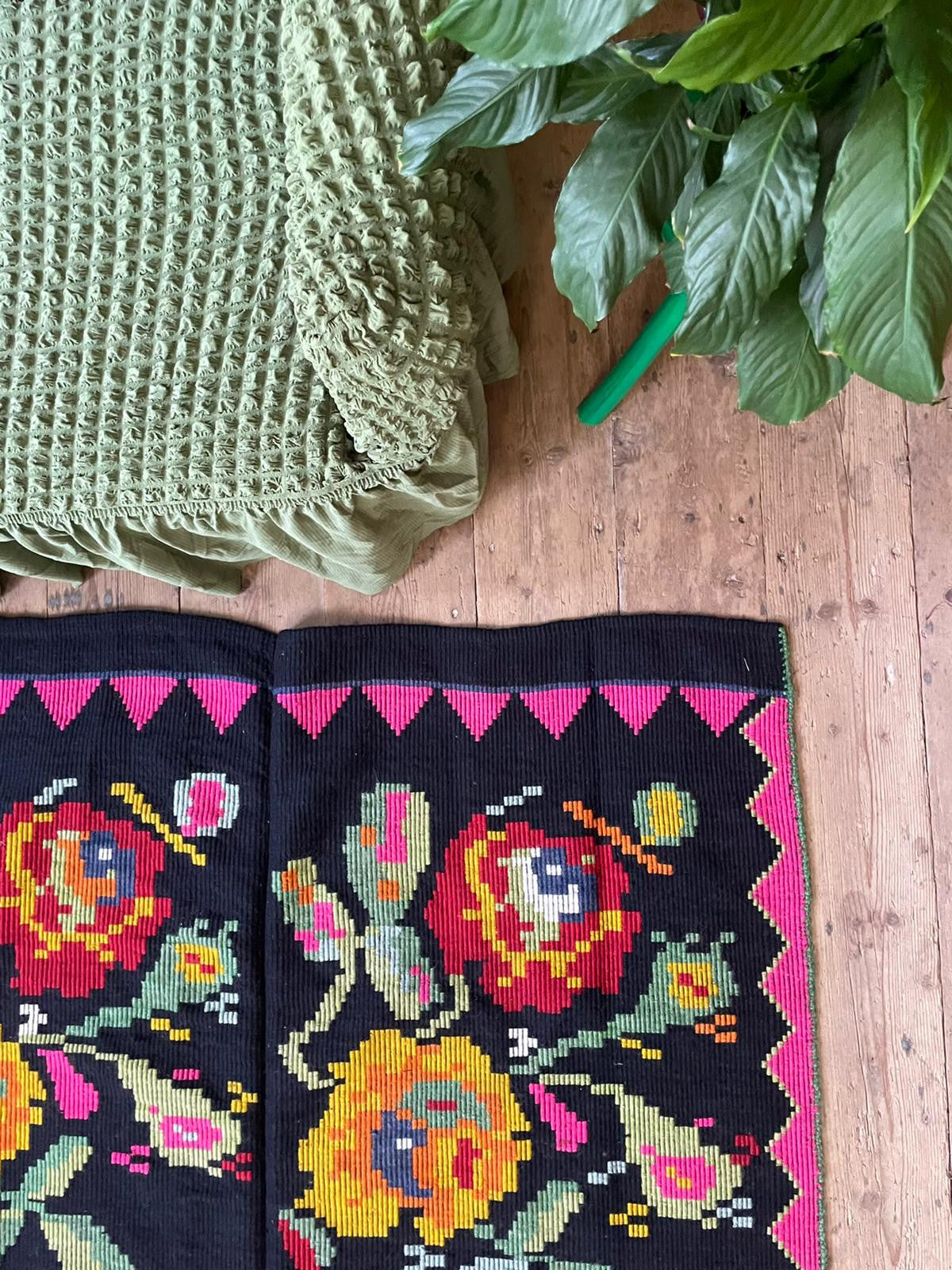 Vintage Floral Romanian Rug, 258x138 cm, view 5