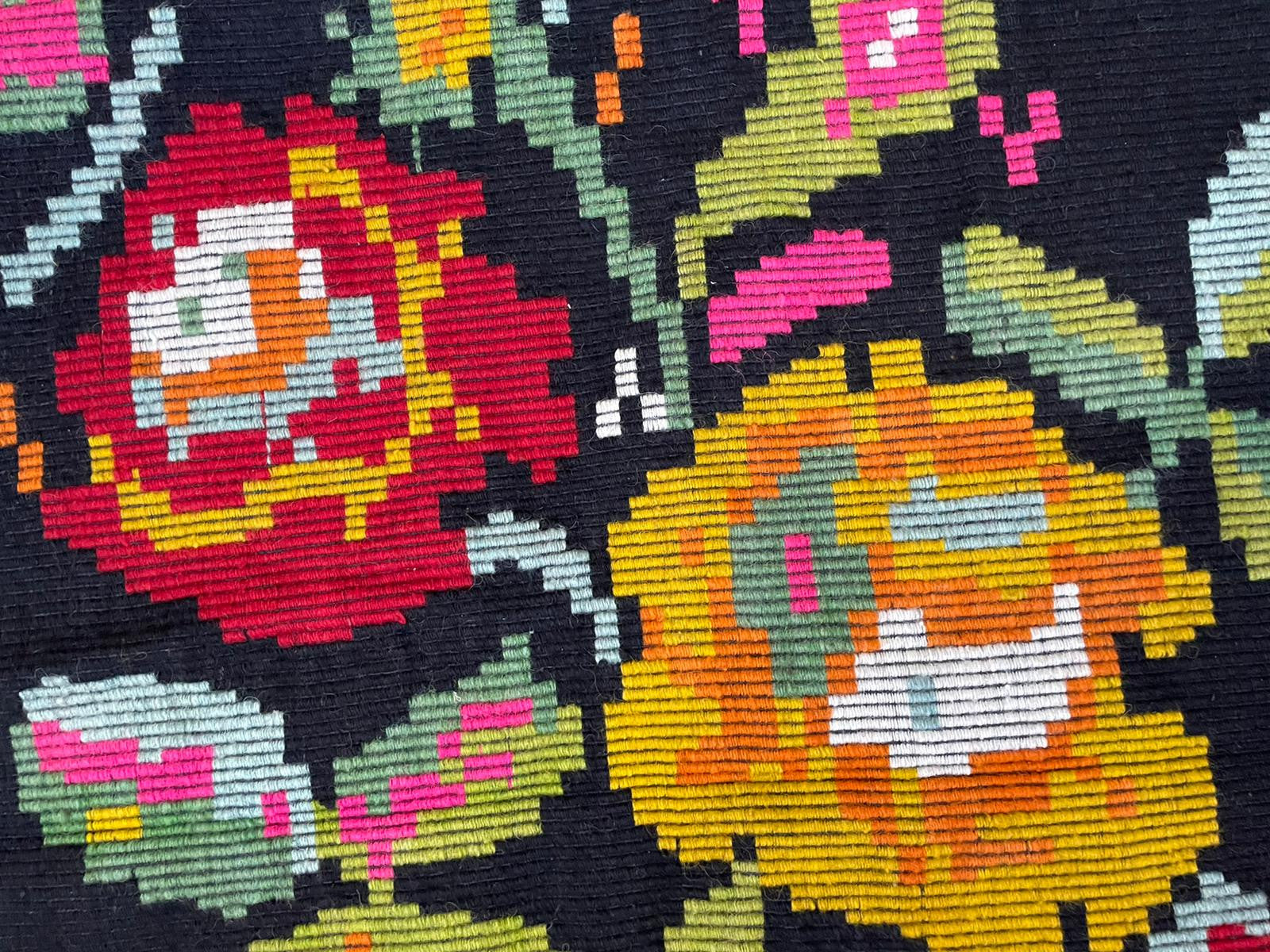 Vintage Floral Romanian Rug, 258x138 cm, view 7