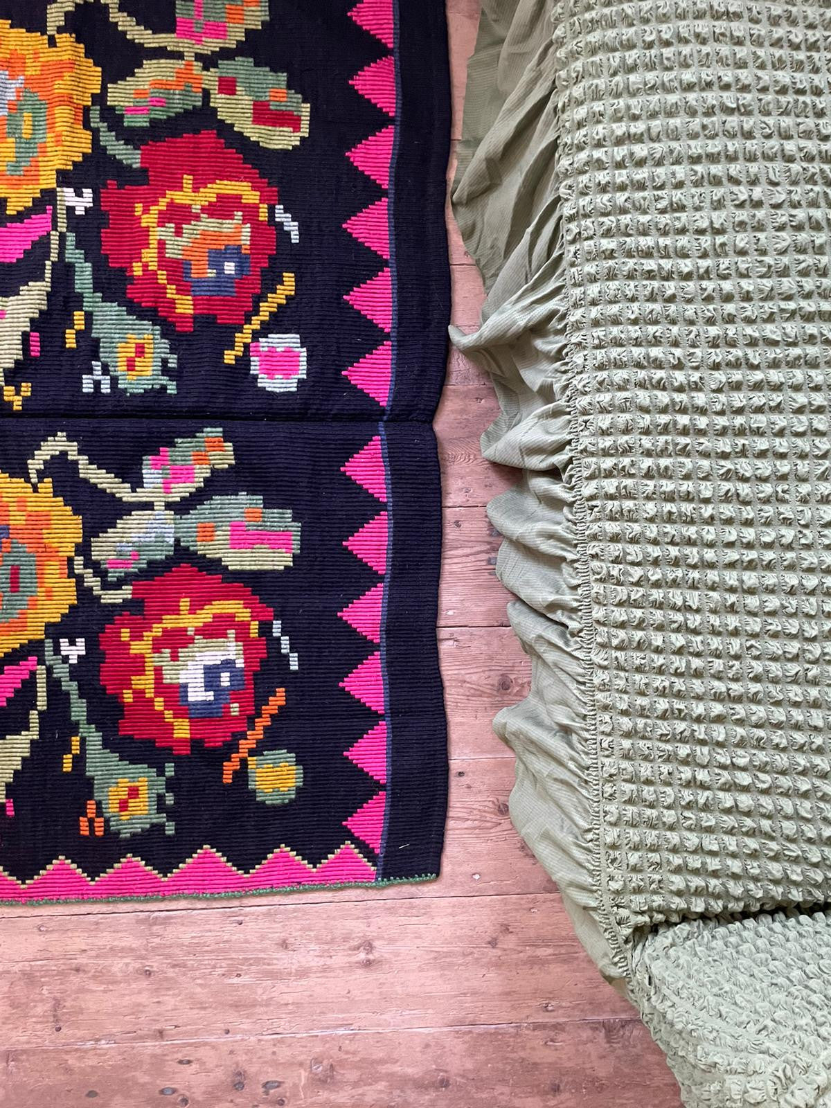 Vintage Floral Romanian Rug, 258x138 cm, view 9