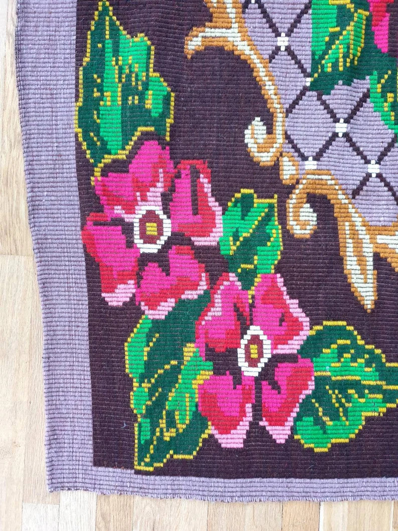 Handwoven Lavender Floral Romanian Wool Rug, 186x146 cm, view 2
