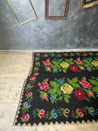 Handwoven Black Floral Romanian Wool Rug, 205x156 cm, view 5