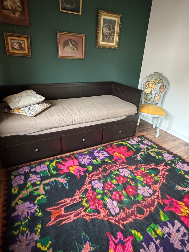 Handwoven Black Floral Romanian Wool Rug, 223x158 cm, view 9