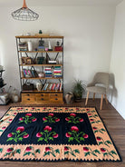 Handwoven Floral Romanian Wool Rug, 225x167 cm, view 3