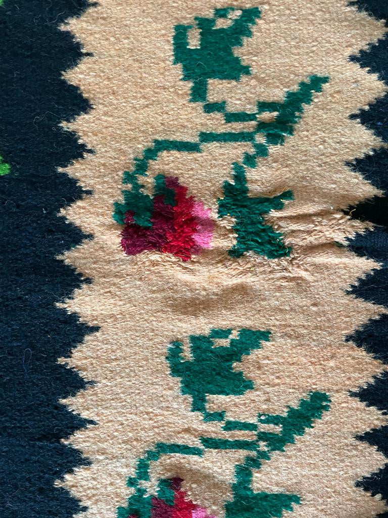 Handwoven Floral Romanian Wool Rug, 225x167 cm, view 9