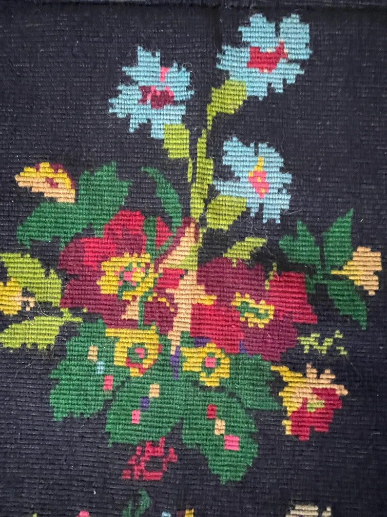 Handwoven Black Floral Romanian Wool Rug, 233x146 cm, view 8