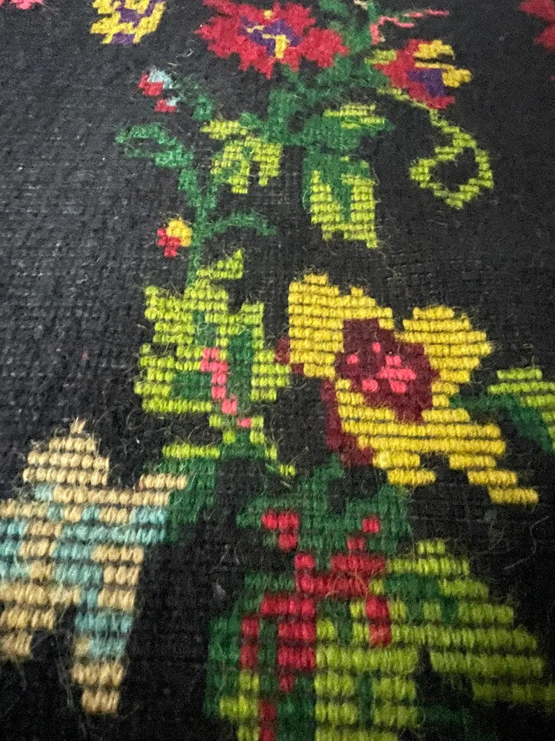 Handwoven Black Floral Romanian Wool Rug, 233x146 cm, view 9