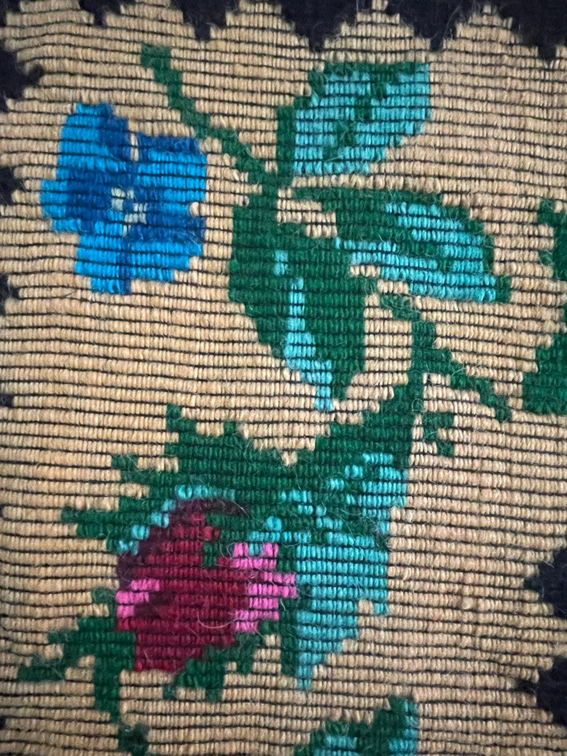 Handwoven Floral Romanian Wool Rug, 242x154 cm, view 6