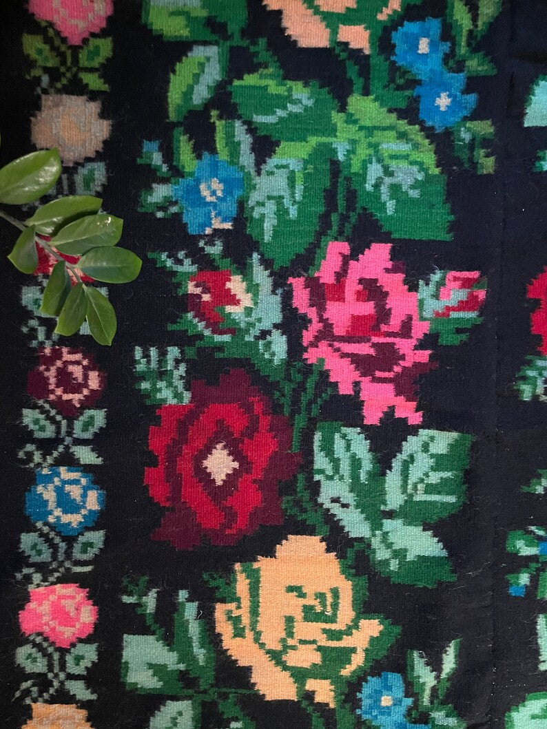 Handwoven Black Floral Romanian Wool Rug, 242x168 cm, view 6