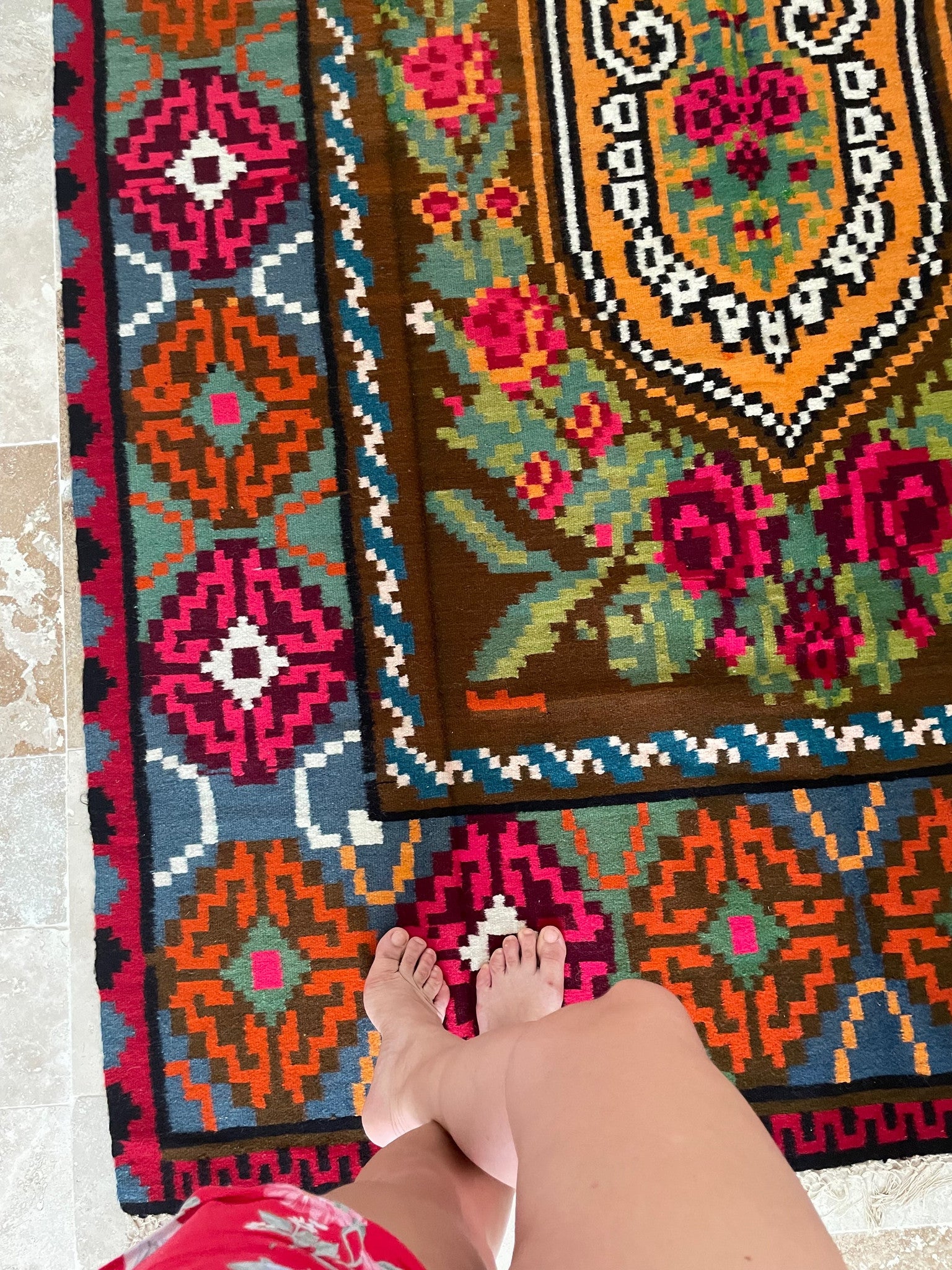 Handwoven Floral Romanian Wool Rug, 316x182 cm, view 2