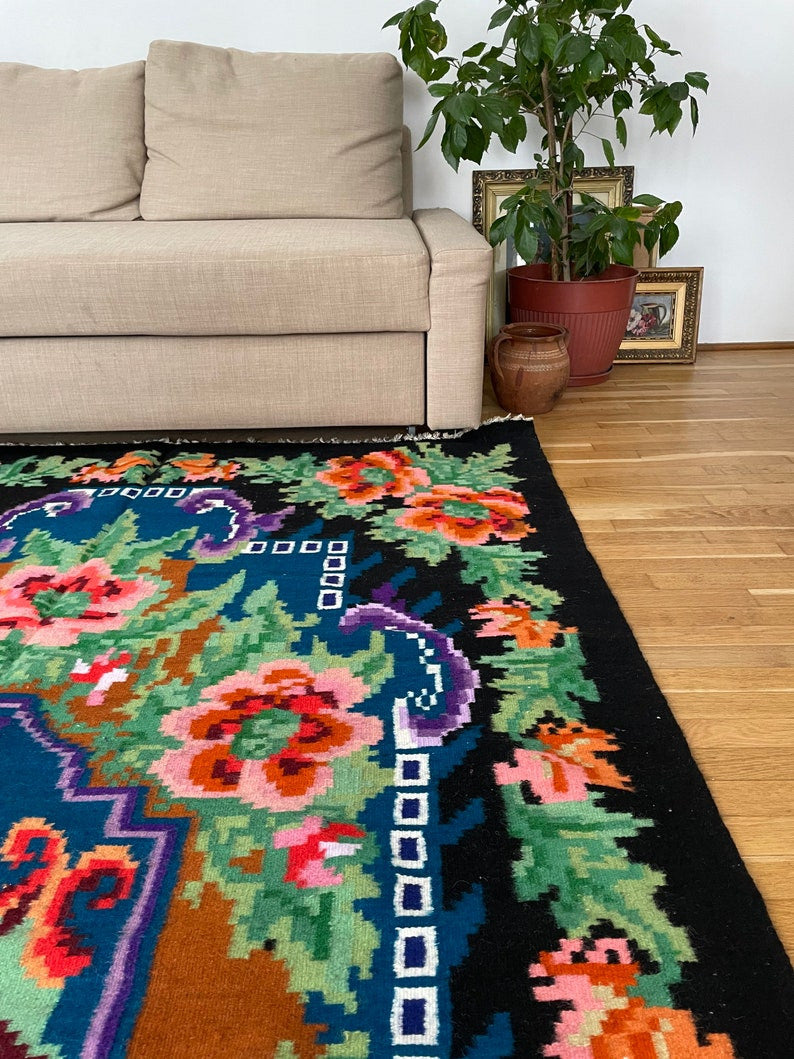 Handwoven Blue Floral Romanian Wool Rug, 318x165 cm, view 3