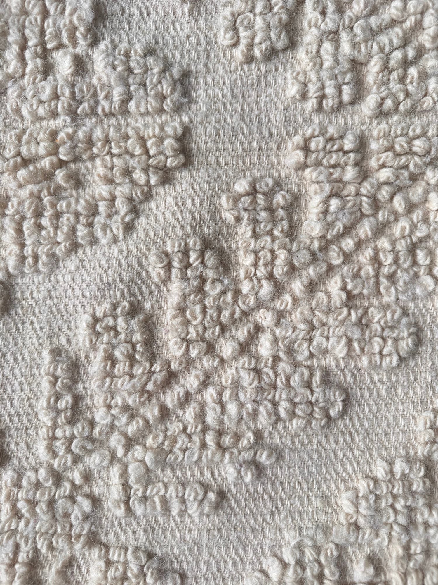 Handwoven Geometric Romanian Wool Rug, 223x183 cm, view 12