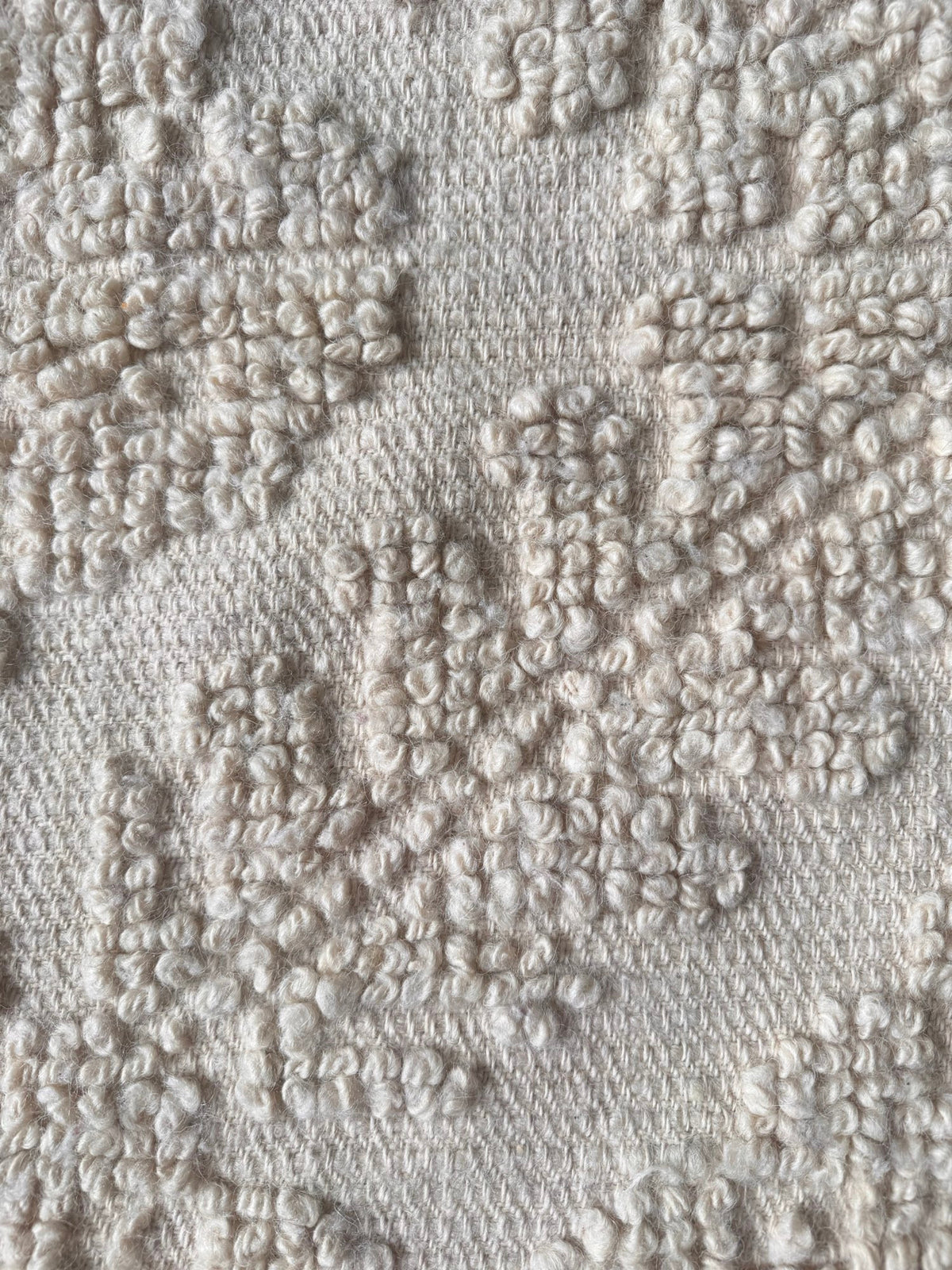 Handwoven Geometric Romanian Wool Rug, 223x183 cm, view 12