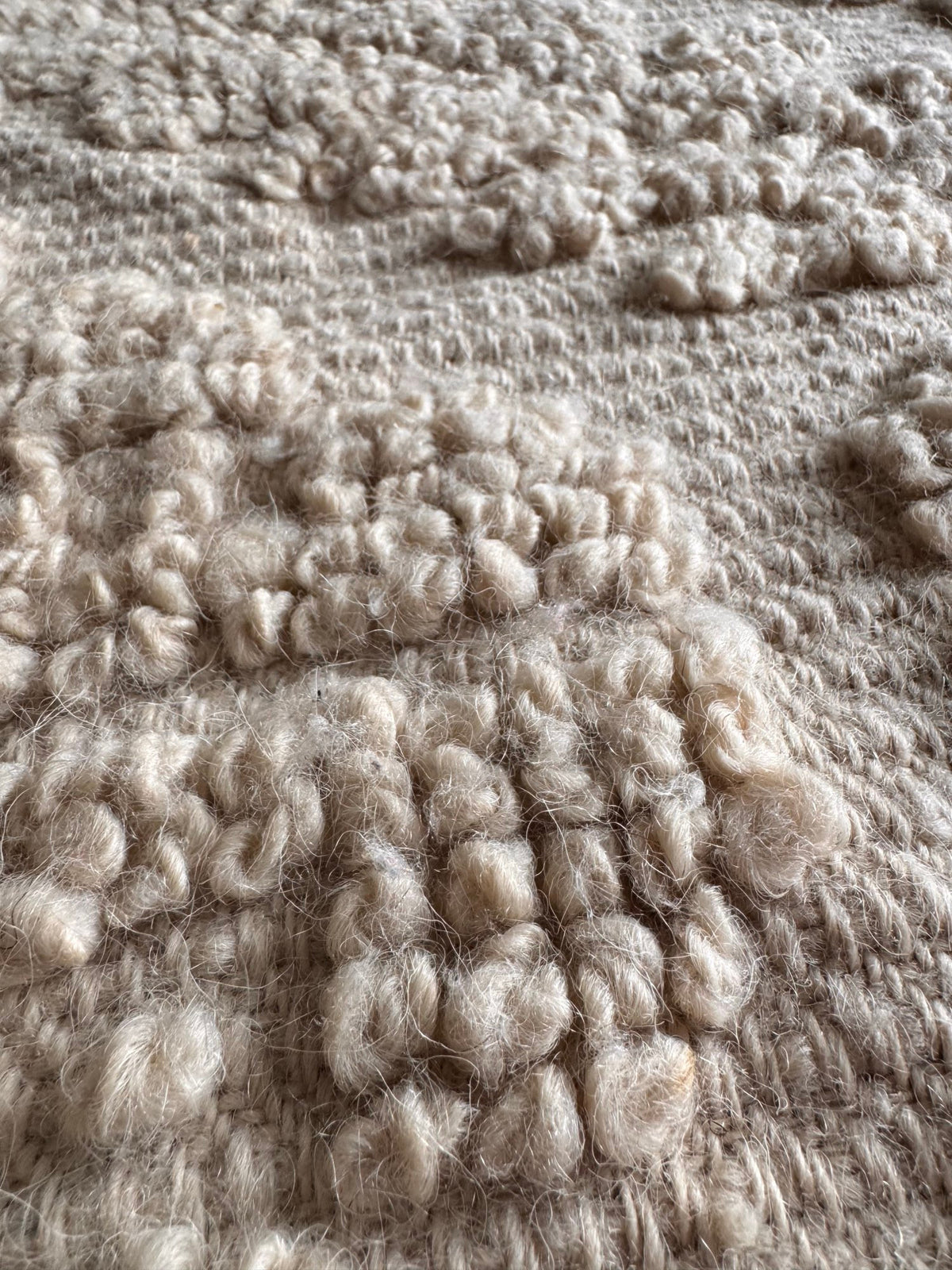 Handwoven Geometric Romanian Wool Rug, 223x183 cm, view 7