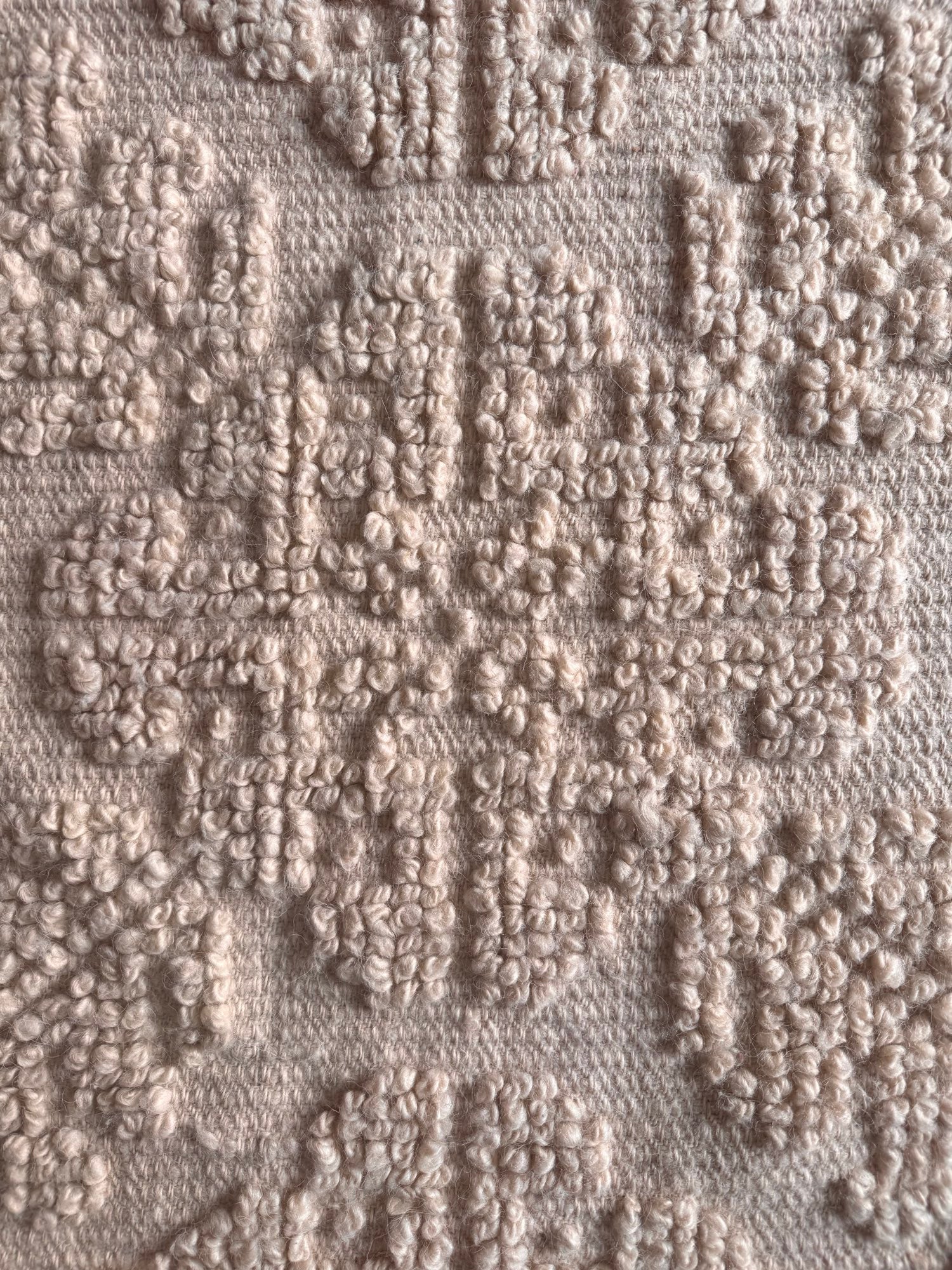 Handwoven Geometric Romanian Wool Rug, 223x183 cm, view 9