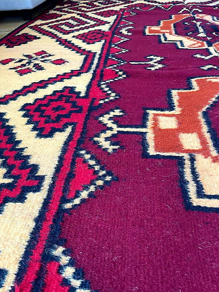 Handwoven Geometric Romanian Wool Rug, 246x163 cm, view 14