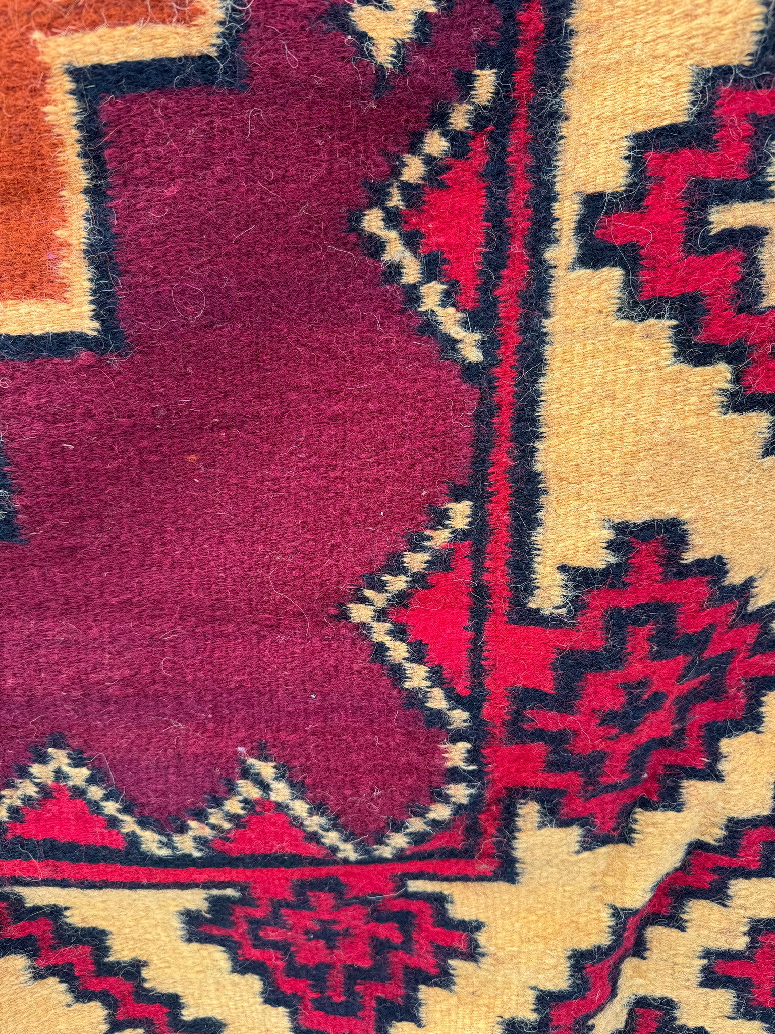 Handwoven Geometric Romanian Wool Rug, 246x163 cm, view 5