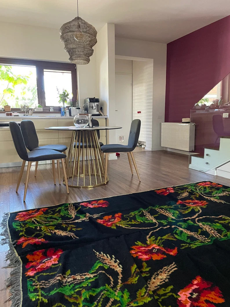 Handwoven Romanian Wool Rug with Poppies, 250x160 cm, view 2