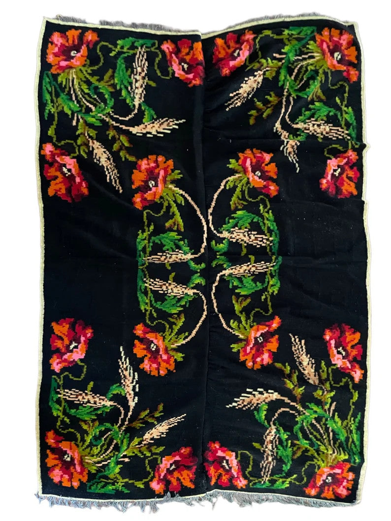 Handwoven Romanian Wool Rug with Poppies, 250x160 cm, view 6