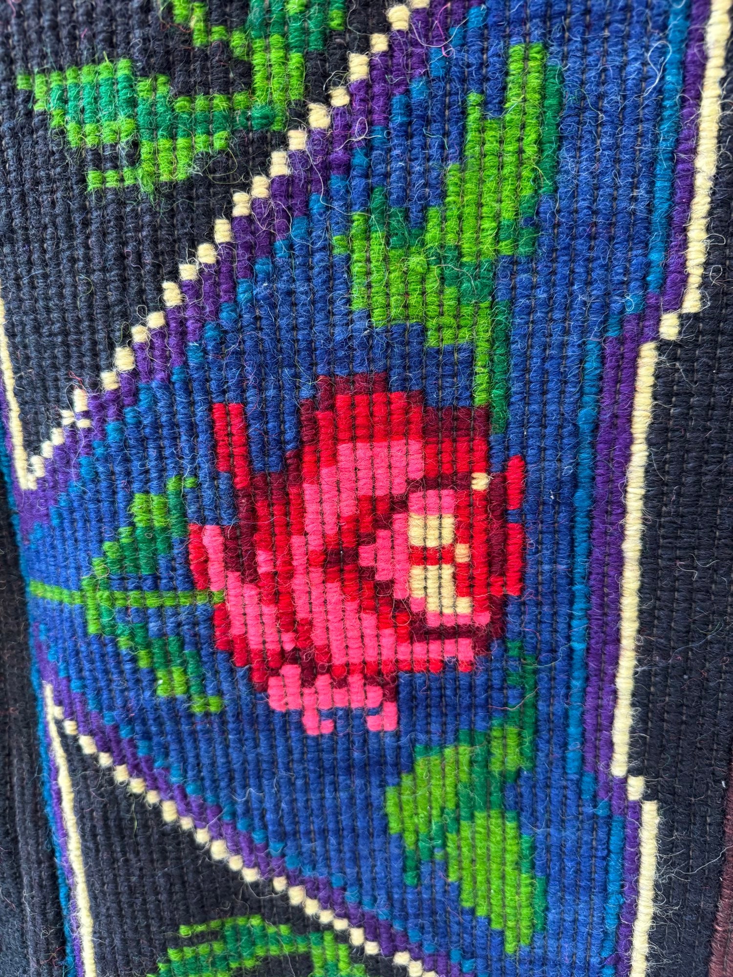 Handwoven Black Floral Romanian Wool Rug, 224x149 cm, view 11