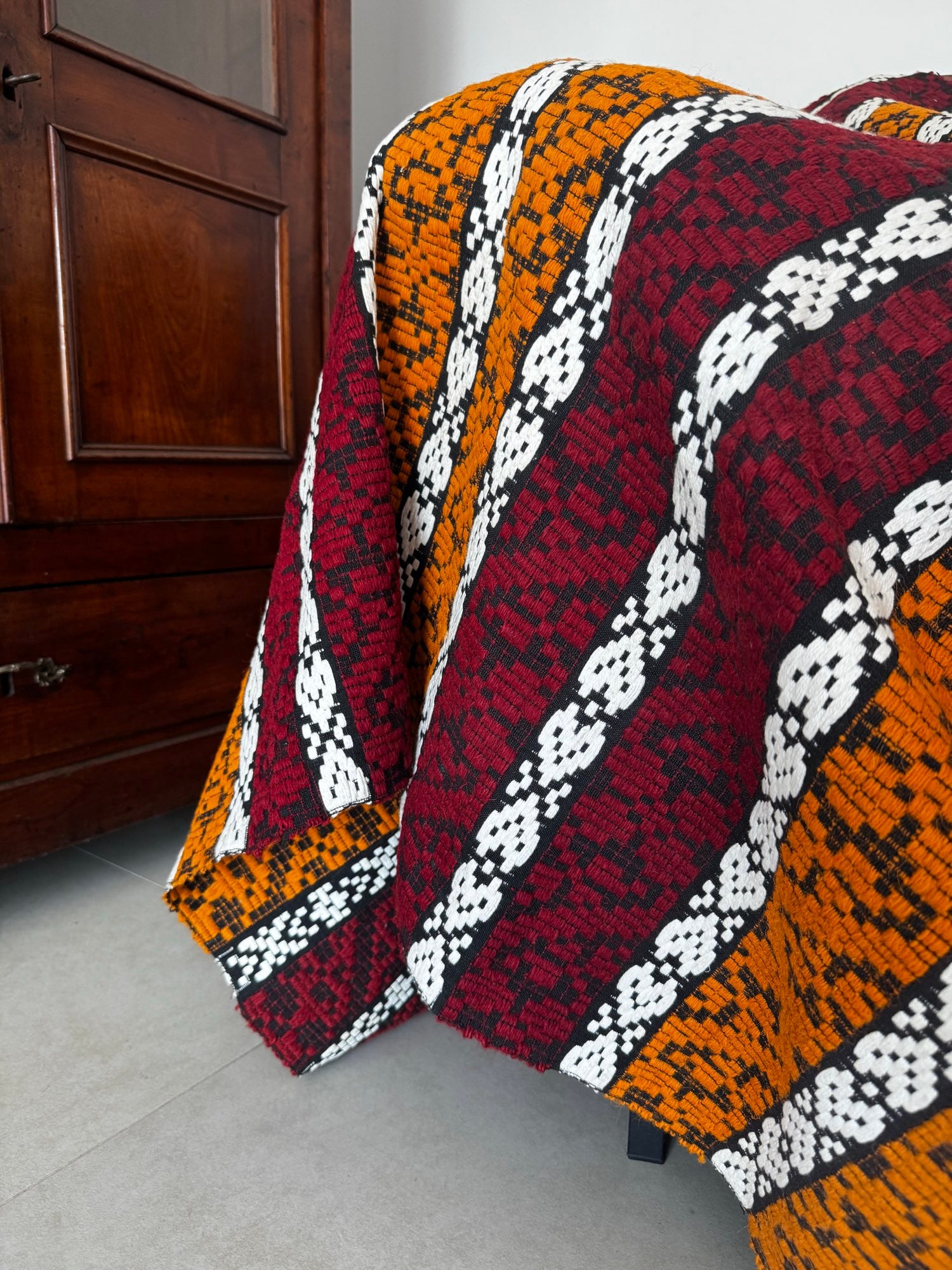 Handwoven Striped Romanian Wool Rug, 195x130 cm, view 15