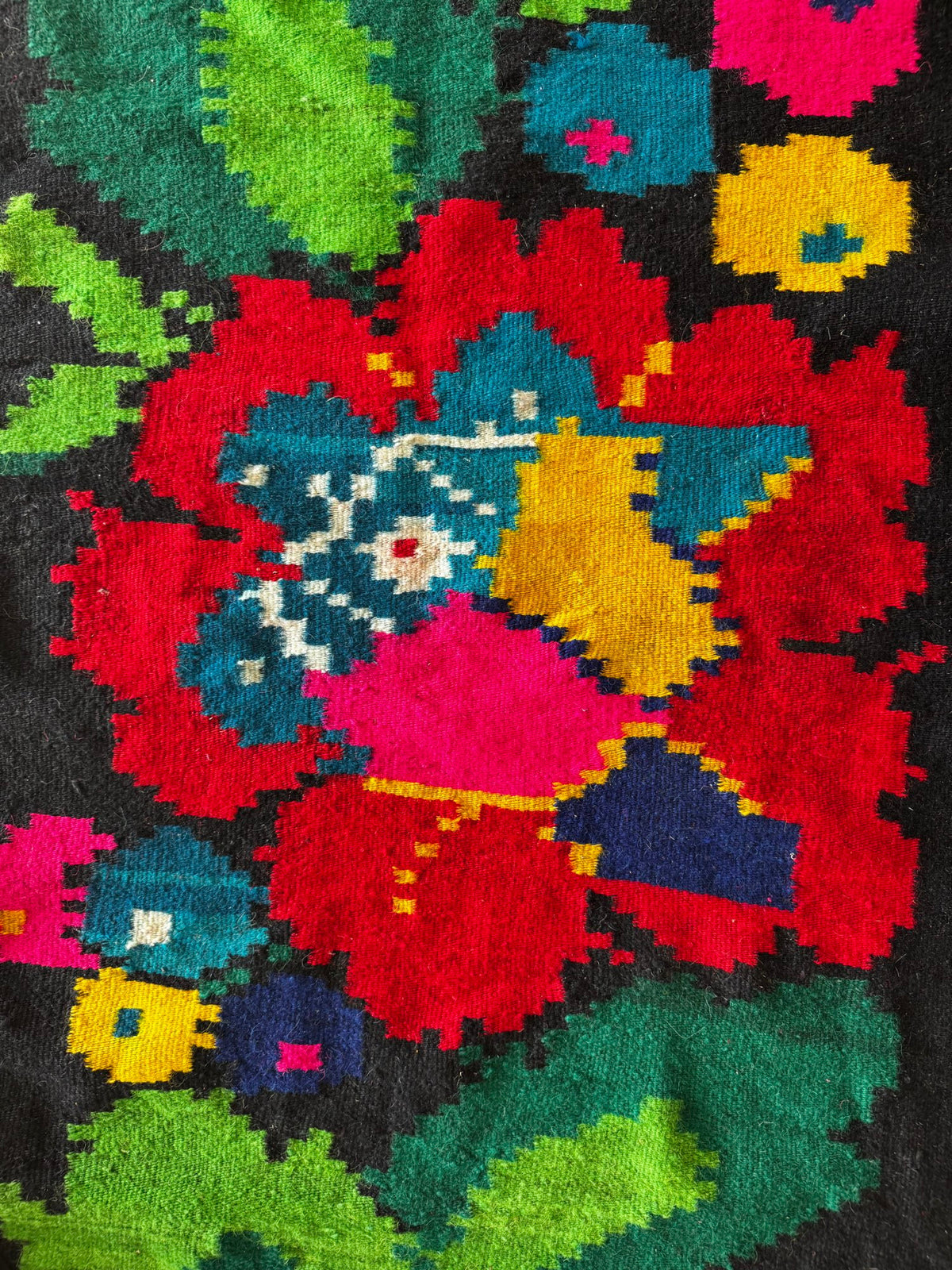Handwoven Black Floral Romanian Wool Runner Rug, 340x77 cm, view 5